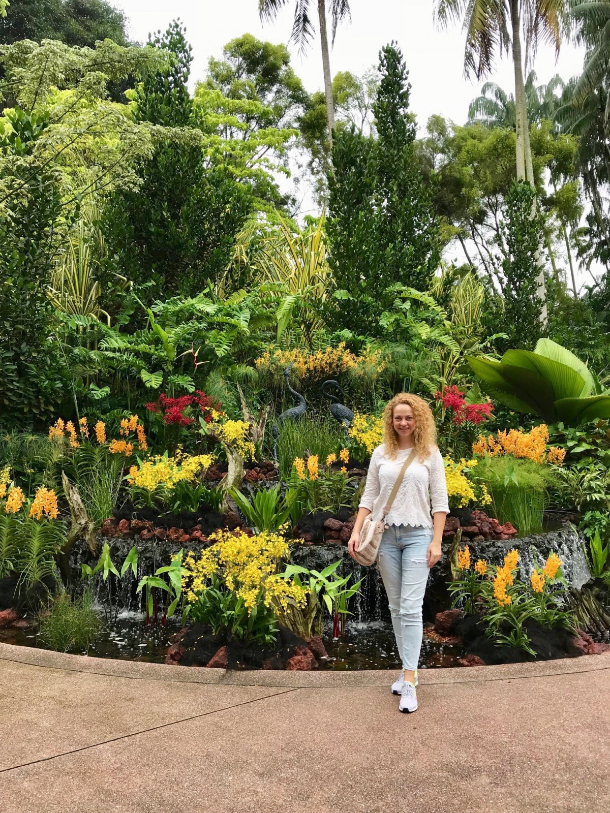 Around the world with  Unique Estates’ team - Theodora Bivolarska in Singapore - image 3