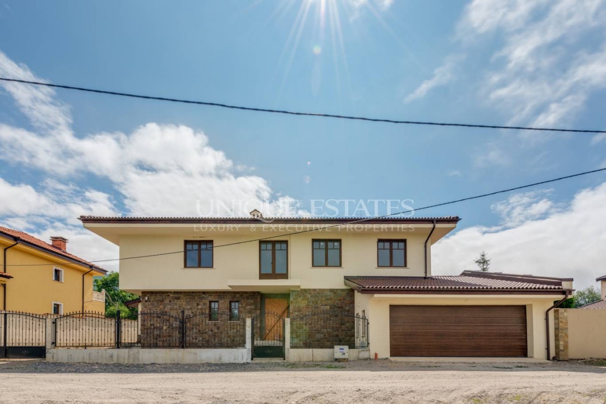 Open House Day - A spacious house in Dragalevtsi  - image 2