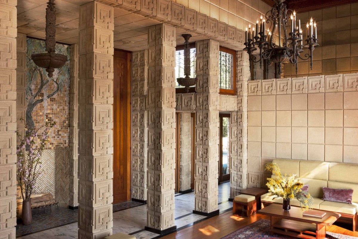 Frank Lloyd Wright's "Ennis House" is on the market - image 1
