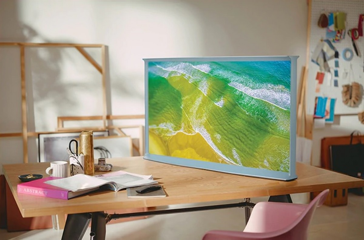 3 ideas for incorporating the TVs into interior design