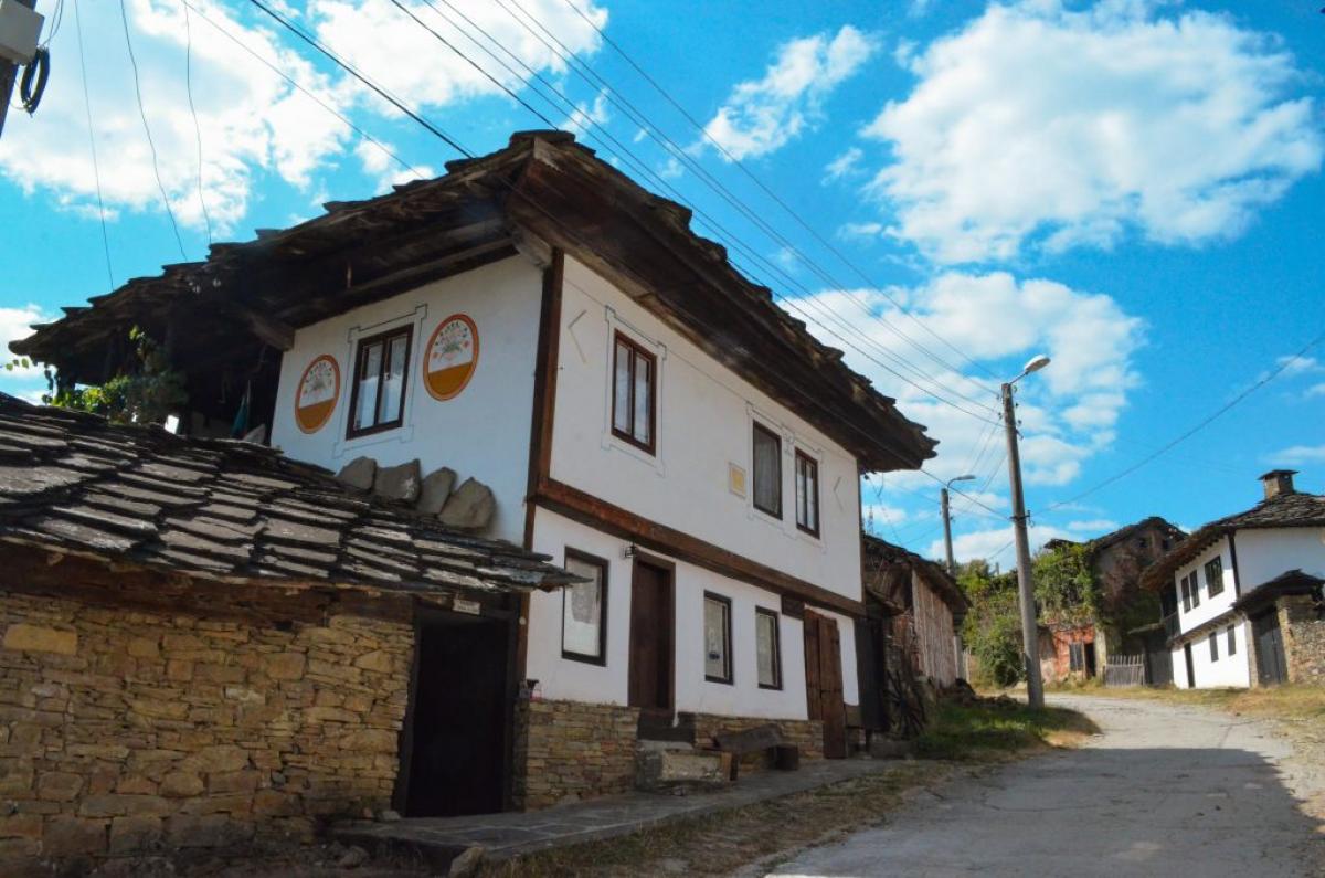 Архитектурните резервати в България и техните изключителни имоти