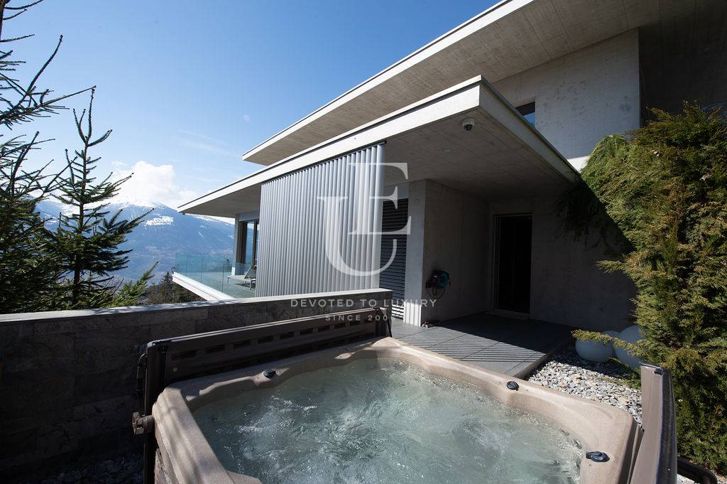 Луксозен имот в Crans-Montana, Швейцария