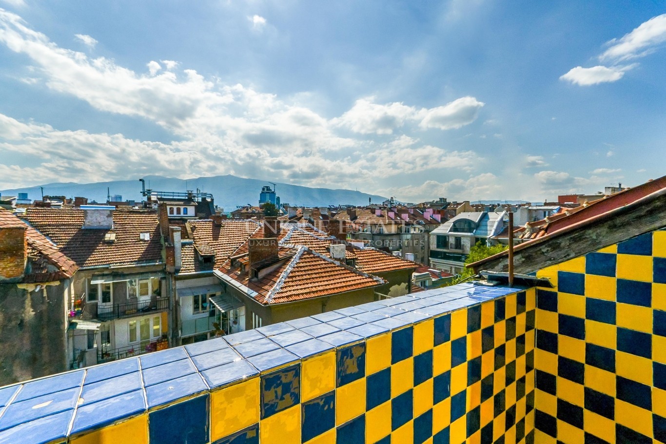 Апартамент под наем в София, Център - код на имота: N17890 - image 1