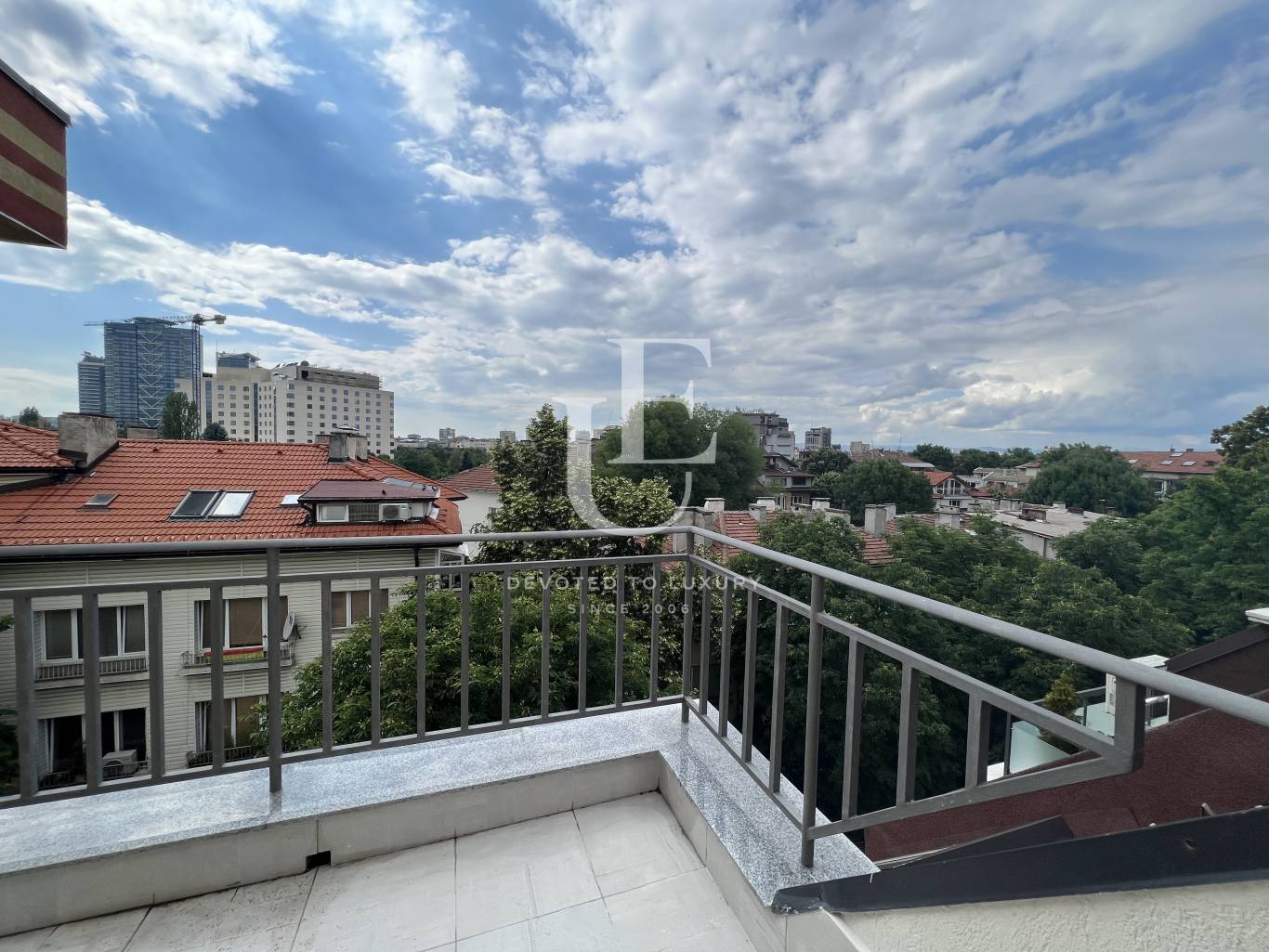 Апартамент под наем в София, Лозенец - код на имота: E17706 - image 1