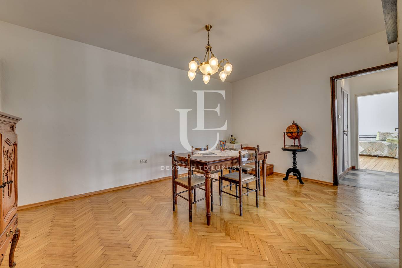 Апартамент за продажба в София, Център - код на имота: E17726 - image 2