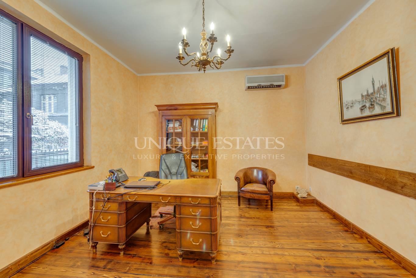 Къща за продажба в София, Оборище - код на имота: K10563 - image 10