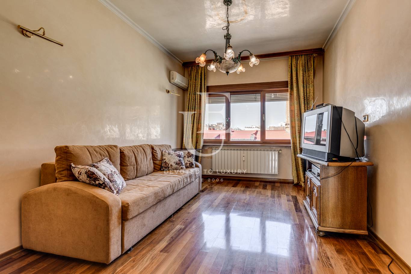 Апартамент за продажба в София, Център - код на имота: E18064 - image 4