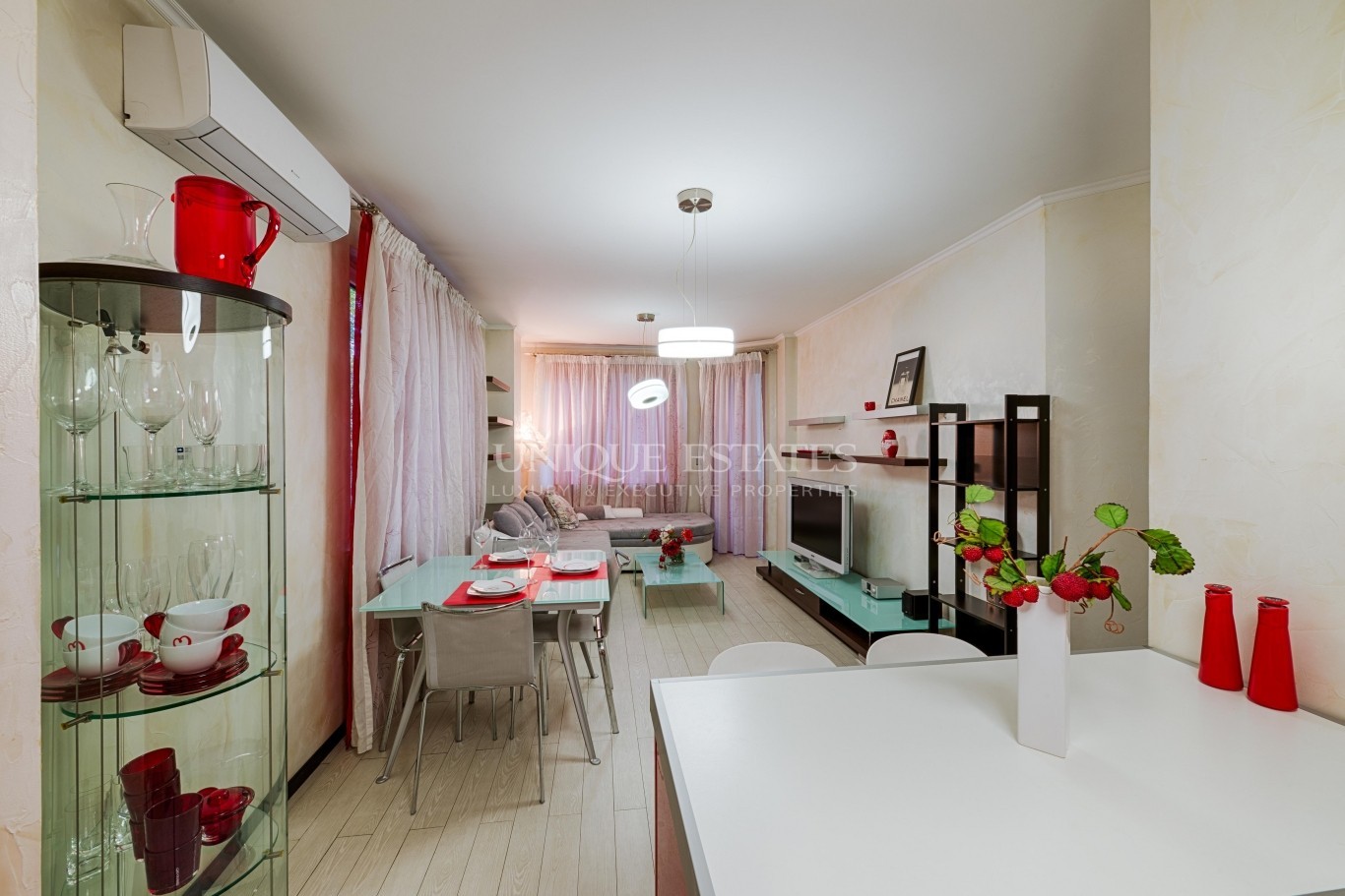 Апартамент под наем в София, Лозенец - код на имота: K8709 - image 3