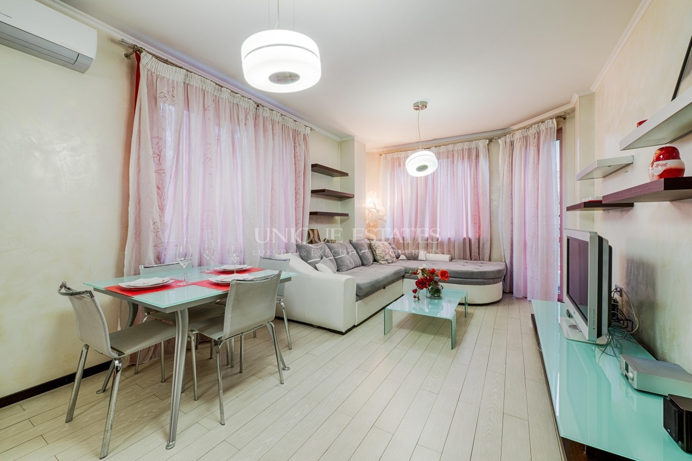 Апартамент под наем в София, Лозенец - код на имота: K8709 - image 1