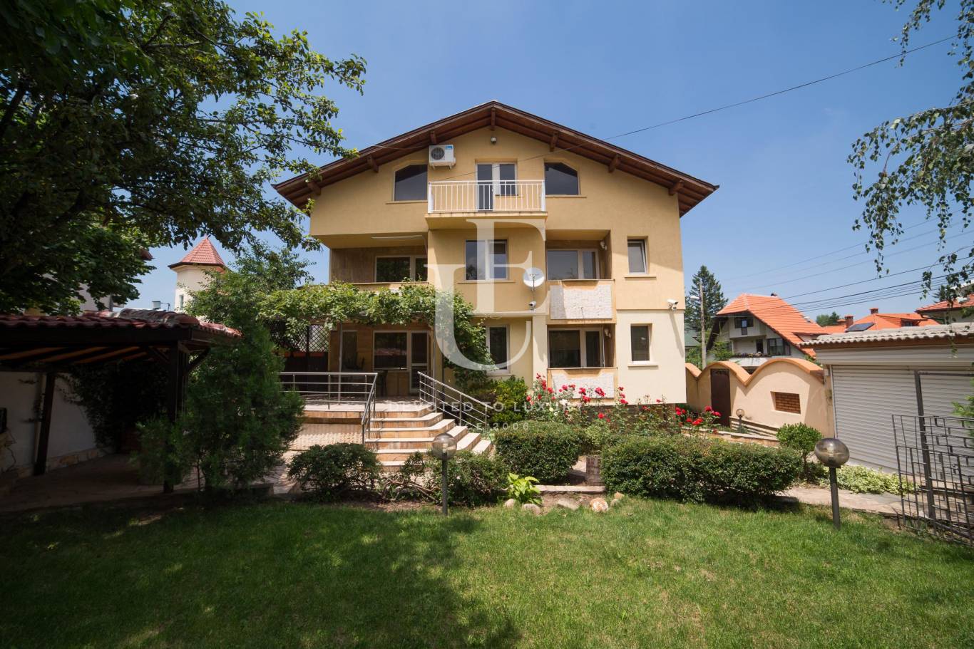 Къща за продажба в София, Драгалевци - код на имота: E18329 - image 1