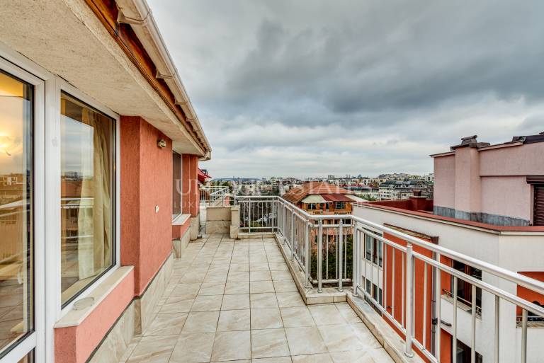 Pethouse for sale in Vitosha district