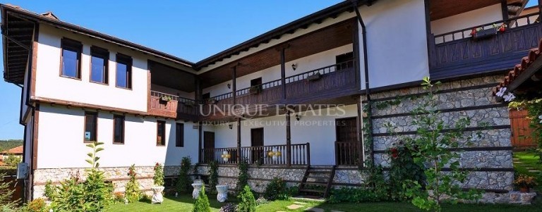 Romantic Guest House for Sale next to Pirin Mountain