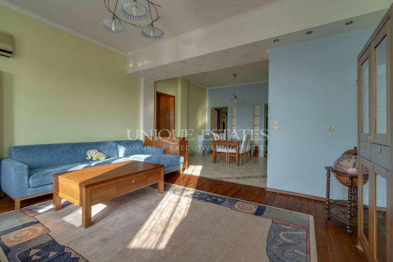 Three-bedroom apartment close to the Cathedral