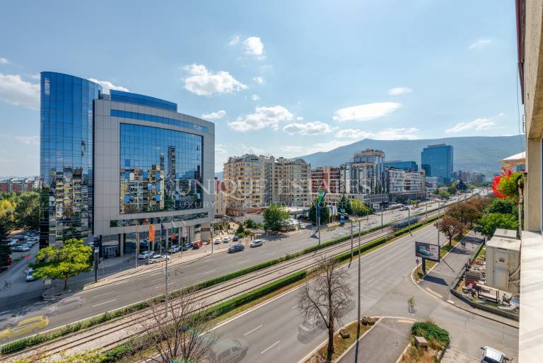 Spacious panoramic office for sale on Bulgaria Boulevard