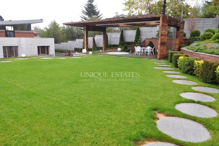Unique family house with beautiful garden in Boyana Qt.
