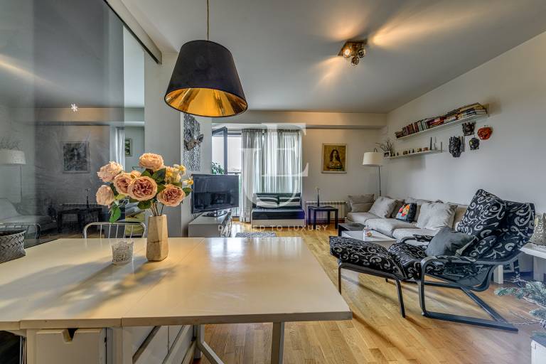 Furnished one-bedroom apartment in the Jacqueline building