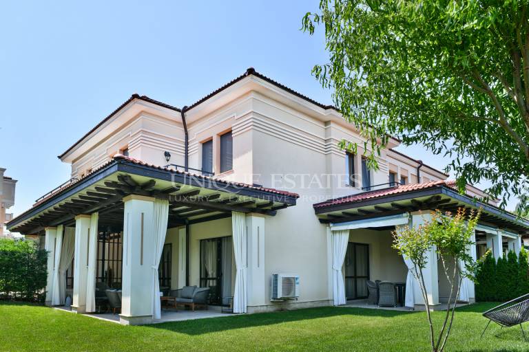 Wonderful holiday property in a gated complex in Sozopol