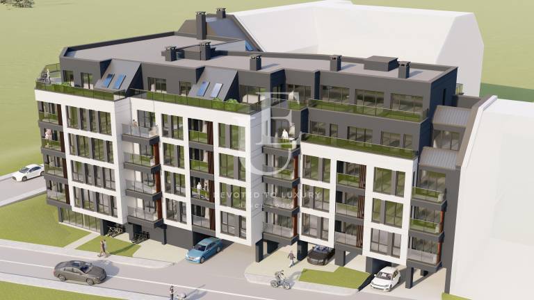 Тристаен апартамент в нова сграда на бул. България за продажба